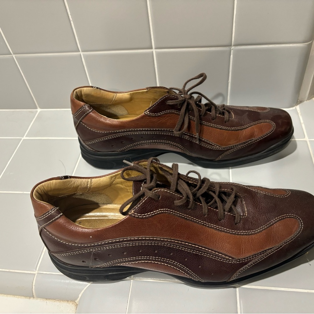 Johnson Murphy size 10 sneakers